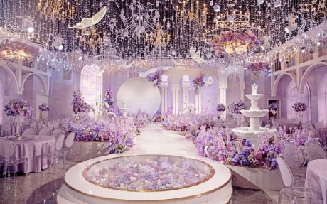 法式油画风「莫奈花园厅」 [ 最大24桌 · 高5.0m · 无柱 · 长方形 · 低消1099 ]